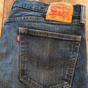 Levi’s Jeans
